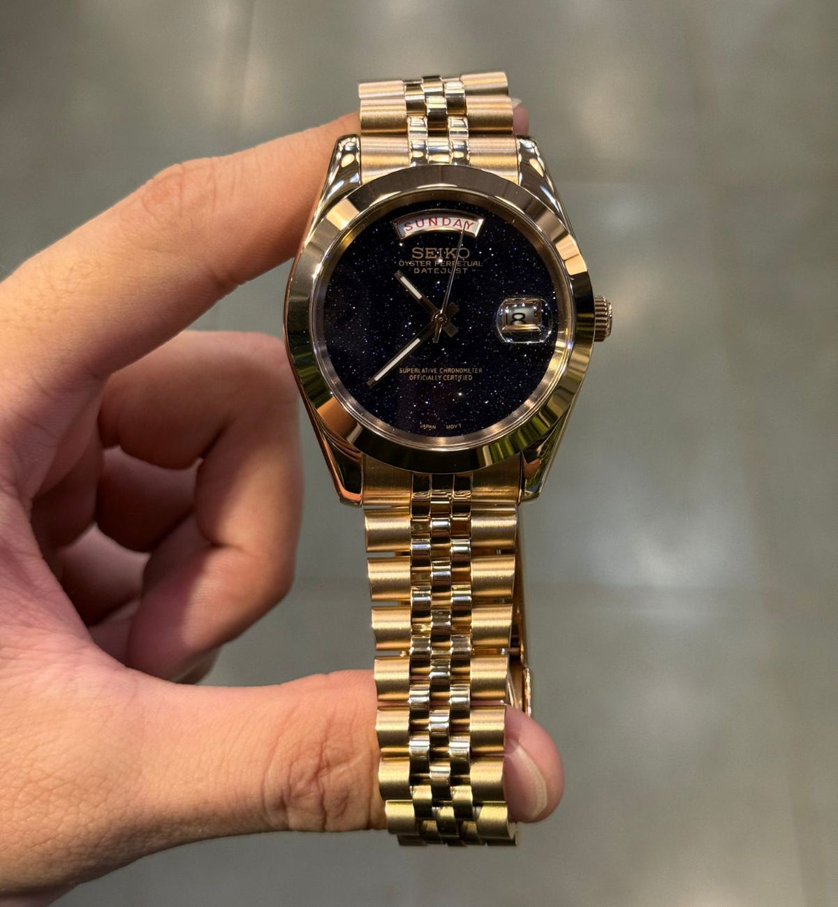 Seiko Mod Galaxy Burst Aventurine Day-Date Automatic Watch – Rose Gold | Angled bezel | Jubilee Bracelet