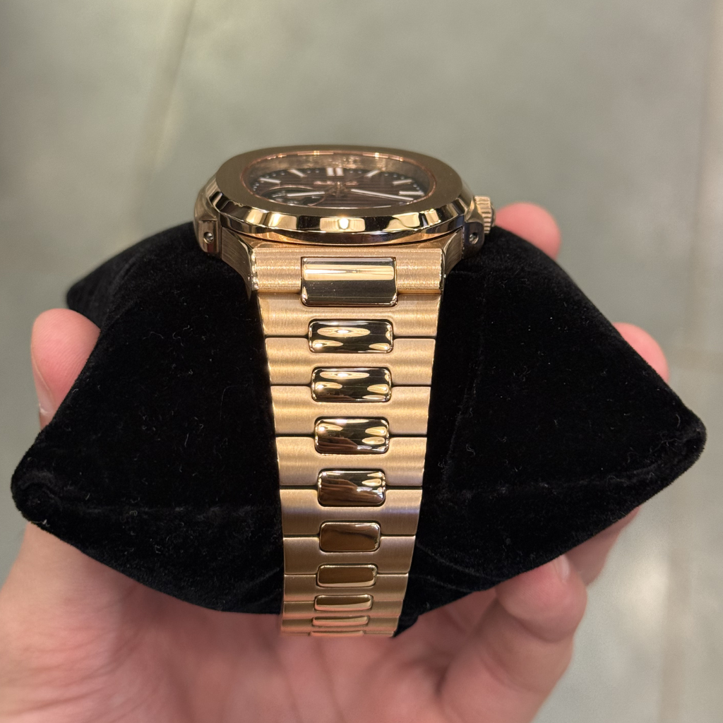 NAUTIKO | Rose Gold Chocolate Open Heart