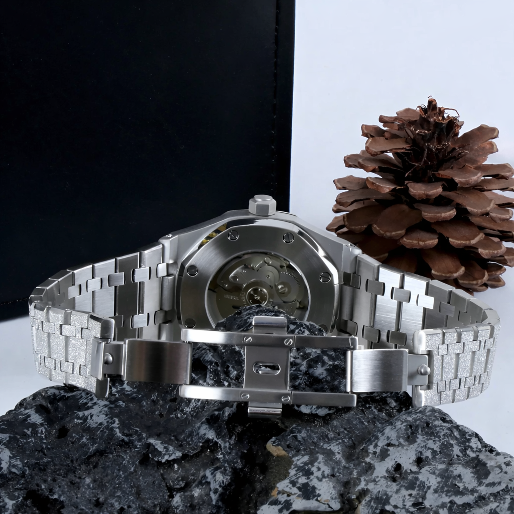 Royal SEIOAK | White Iced Out